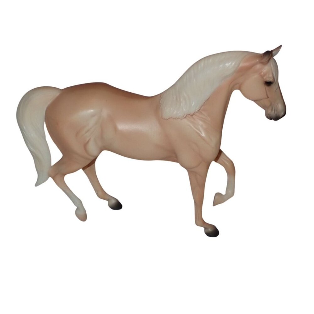 Breyer Classic Horse Gamblers Choice‎ Palomino Morgan #917 Mariah Mold